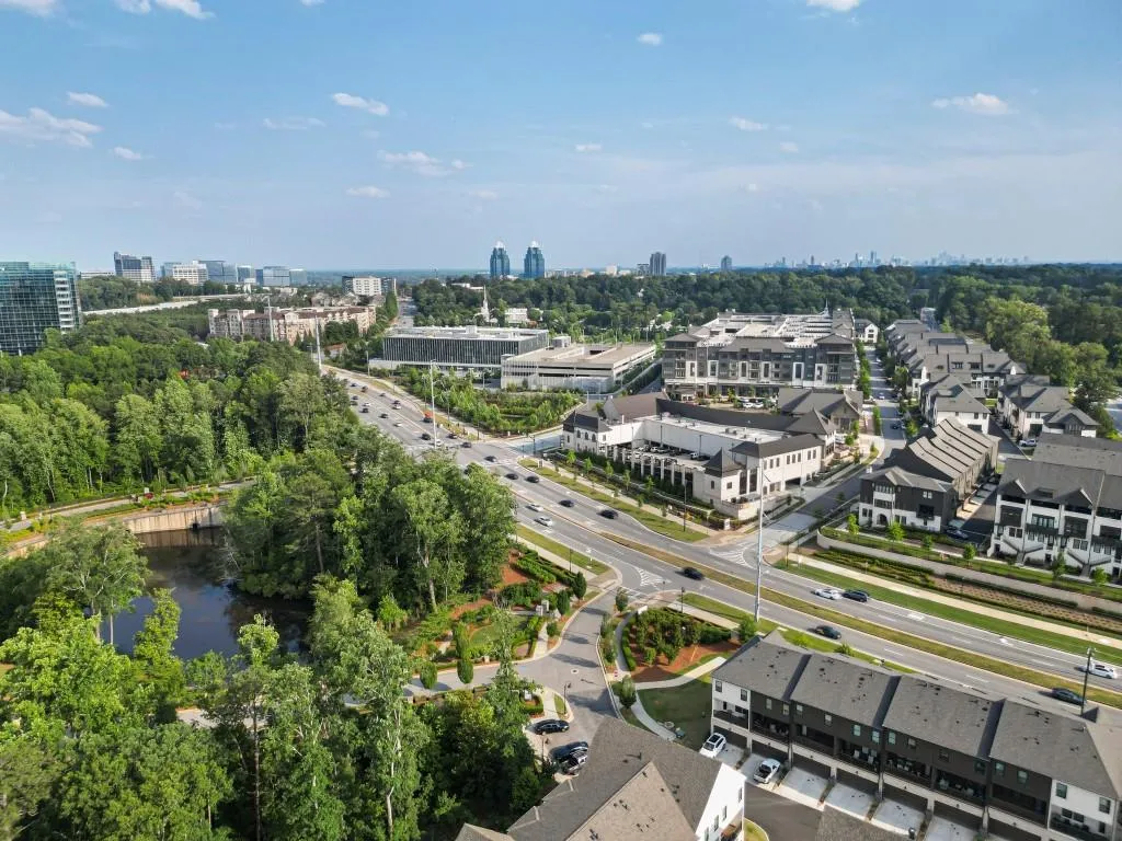 6639 Beacon Drive Unit 339, Sandy Springs, Georgia 30328, 3 Bedrooms Bedrooms, ,3 BathroomsBathrooms,Residential,Sold,6639 Beacon Drive Unit 339,7229745