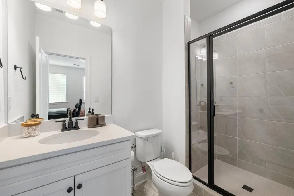 6639 Beacon Drive Unit 339, Sandy Springs, Georgia 30328, 3 Bedrooms Bedrooms, ,3 BathroomsBathrooms,Residential,Sold,6639 Beacon Drive Unit 339,7229745