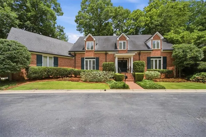 4414 Paces Battle Nw, Atlanta, Georgia 30327