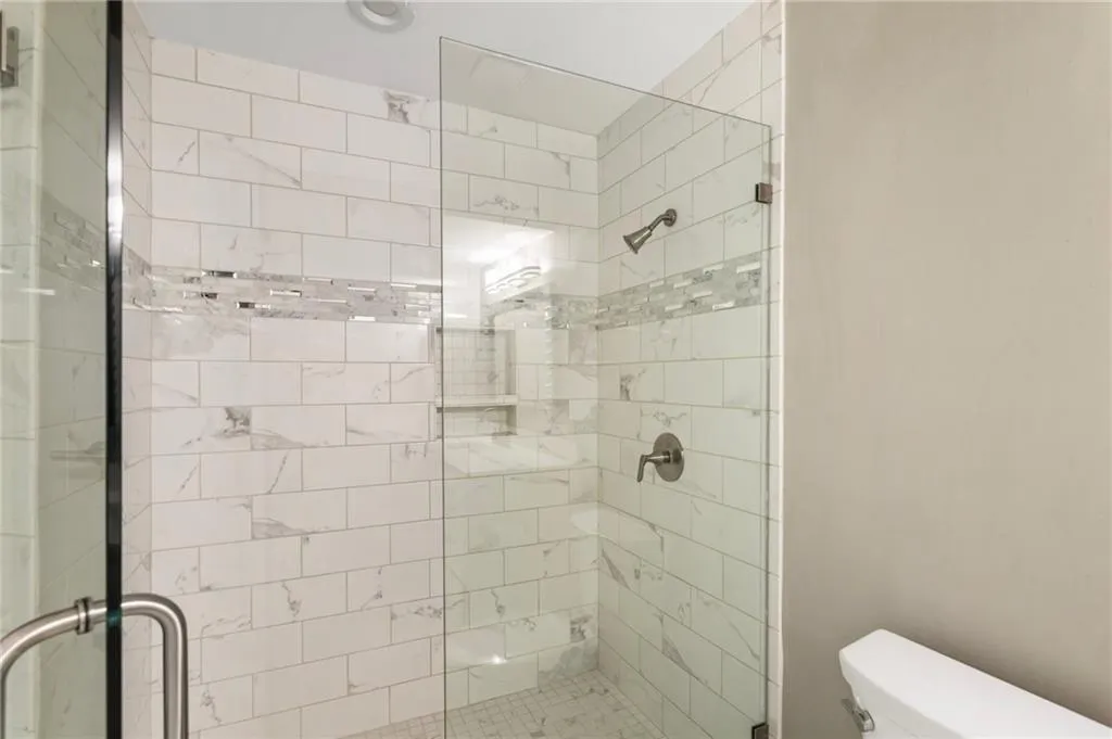 19 Arpege Way Nw, Atlanta, Georgia 30327, 2 Bedrooms Bedrooms, ,2 BathroomsBathrooms,Residential,For Sale,19 Arpege Way Nw,7610374