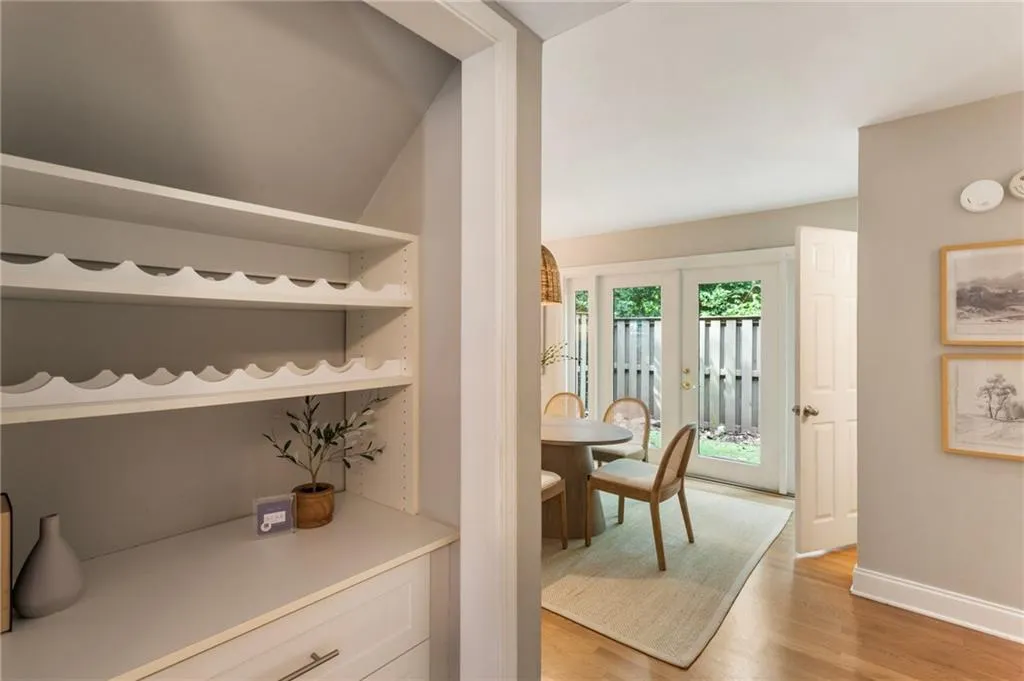 19 Arpege Way Nw, Atlanta, Georgia 30327, 2 Bedrooms Bedrooms, ,2 BathroomsBathrooms,Residential,For Sale,19 Arpege Way Nw,7610374