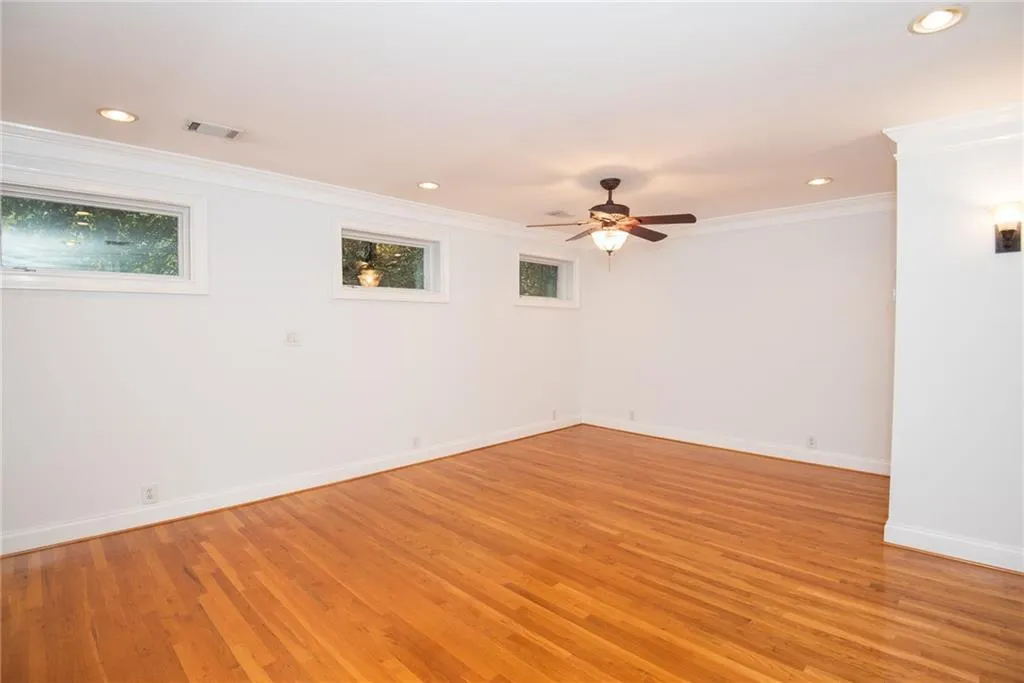 5750 Kayron Drive, Sandy Springs, Georgia 30328, 3 Bedrooms Bedrooms, ,3 BathroomsBathrooms,Residential,Sold,5750 Kayron Drive,7139902