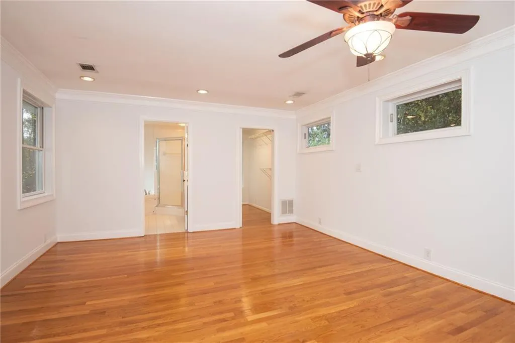 5750 Kayron Drive, Sandy Springs, Georgia 30328, 3 Bedrooms Bedrooms, ,3 BathroomsBathrooms,Residential,Sold,5750 Kayron Drive,7139902