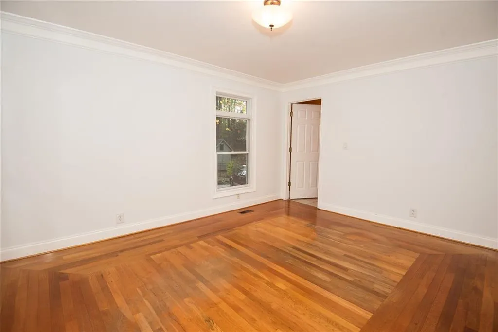 5750 Kayron Drive, Sandy Springs, Georgia 30328, 3 Bedrooms Bedrooms, ,3 BathroomsBathrooms,Residential,Sold,5750 Kayron Drive,7139902