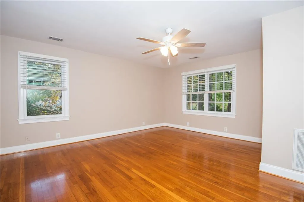 5750 Kayron Drive, Sandy Springs, Georgia 30328, 3 Bedrooms Bedrooms, ,3 BathroomsBathrooms,Residential,Sold,5750 Kayron Drive,7139902