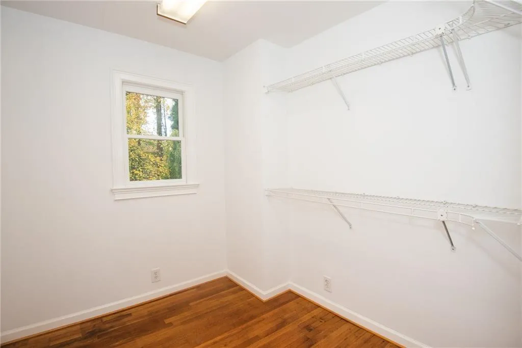 5750 Kayron Drive, Sandy Springs, Georgia 30328, 3 Bedrooms Bedrooms, ,3 BathroomsBathrooms,Residential,Sold,5750 Kayron Drive,7139902