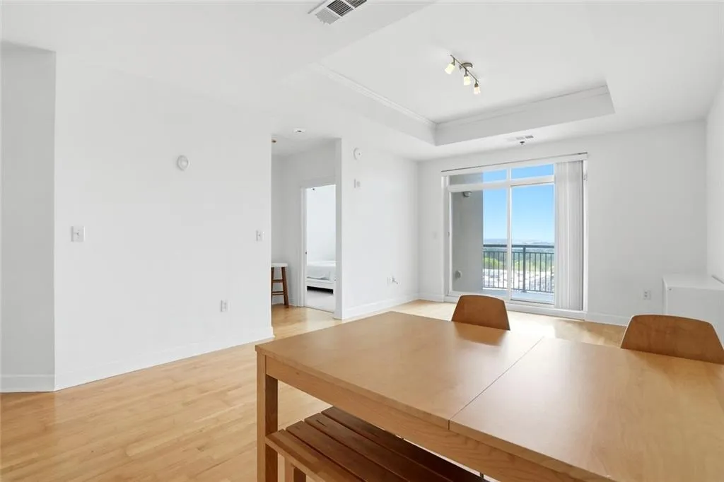 325 E Paces Ferry Road Ne Unit 1606, Atlanta, Georgia 30305, 1 Bedroom Bedrooms, 0 ,1 BathroomBathrooms,Residential,For Sale,325 E Paces Ferry Road Ne Unit 1606,7748446