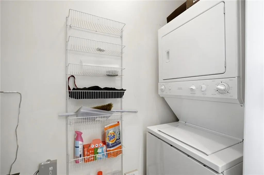 325 E Paces Ferry Road Ne Unit 1606, Atlanta, Georgia 30305, 1 Bedroom Bedrooms, 0 ,1 BathroomBathrooms,Residential,For Sale,325 E Paces Ferry Road Ne Unit 1606,7748446
