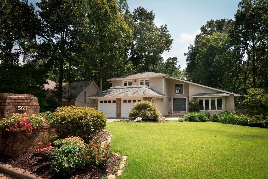 565 Tahoma Drive, Sandy Springs, Georgia 30350, 4 Bedrooms Bedrooms, ,3 BathroomsBathrooms,Residential,Sold,565 Tahoma Drive,5591536