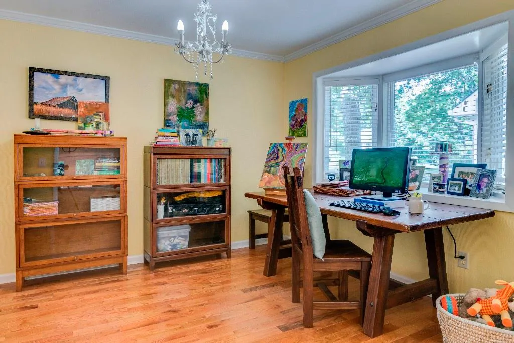 565 Tahoma Drive, Sandy Springs, Georgia 30350, 4 Bedrooms Bedrooms, ,3 BathroomsBathrooms,Residential,Sold,565 Tahoma Drive,5591536