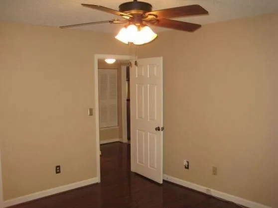 2010 Wingate Way, Sandy Springs, Georgia 30350, 1 Bedroom Bedrooms, ,1 BathroomBathrooms,Residential,Sold,2010 Wingate Way,7104455