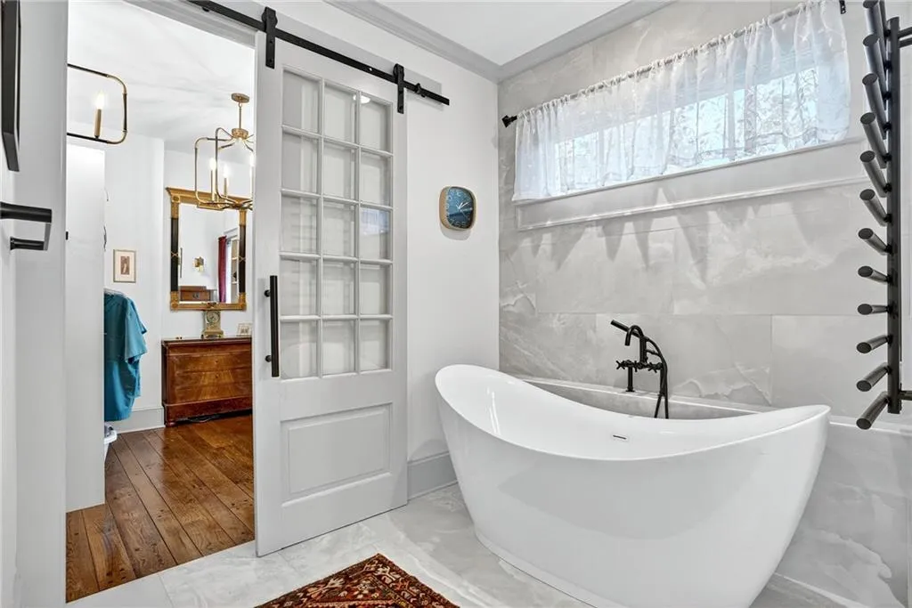 3230 W Andrews Drive Nw, Atlanta, Georgia 30305, 6 Bedrooms Bedrooms, ,5 BathroomsBathrooms,Residential,For Sale,3230 W Andrews Drive Nw,7631112
