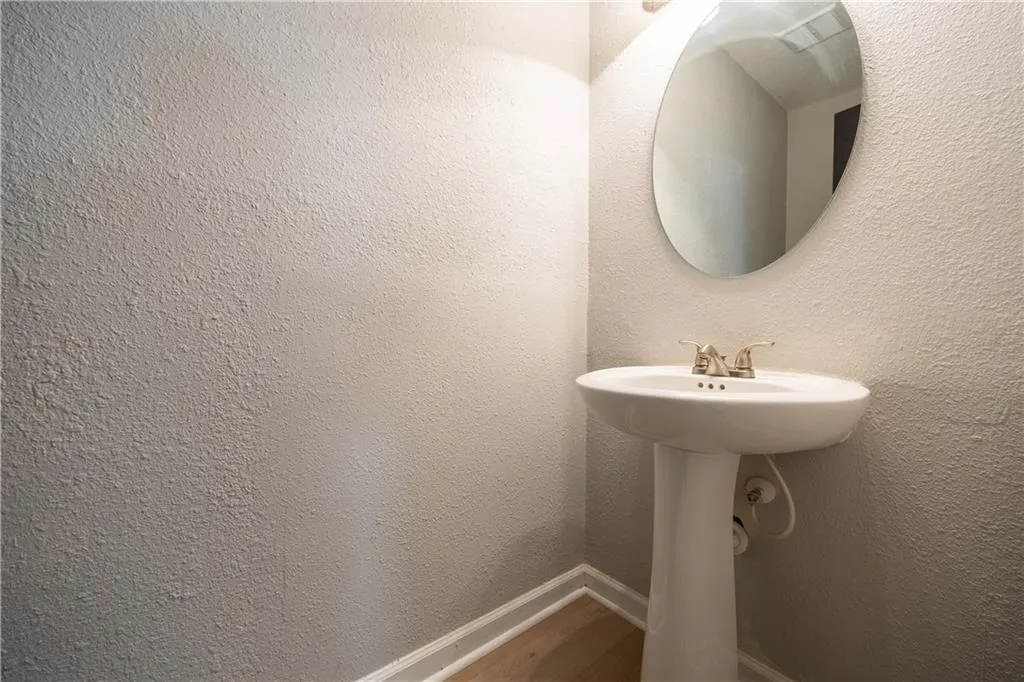 215 Winding River Drive Unit G, Atlanta, Georgia 30350, 2 Bedrooms Bedrooms, ,2 BathroomsBathrooms,Residential,Sold,215 Winding River Drive Unit G,7374190 215 Winding River Drive Unit G, Atlanta, Georgia 30350, 2 Bedrooms Bedrooms, ,2 BathroomsBathrooms,Residential,Sold,215 Winding River Drive Unit G,7374190