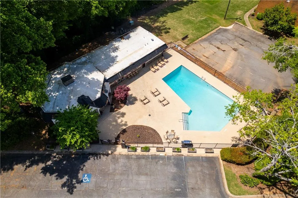 215 Winding River Drive Unit G, Atlanta, Georgia 30350, 2 Bedrooms Bedrooms, ,2 BathroomsBathrooms,Residential,Sold,215 Winding River Drive Unit G,7374190 215 Winding River Drive Unit G, Atlanta, Georgia 30350, 2 Bedrooms Bedrooms, ,2 BathroomsBathrooms,Residential,Sold,215 Winding River Drive Unit G,7374190