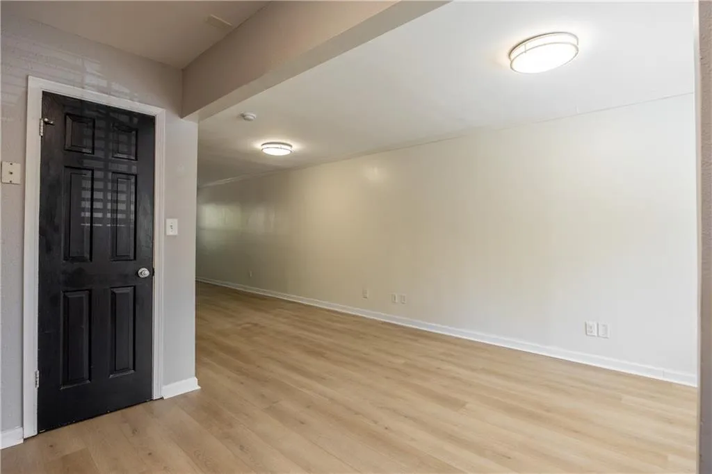 215 Winding River Drive Unit G, Atlanta, Georgia 30350, 2 Bedrooms Bedrooms, ,2 BathroomsBathrooms,Residential,Sold,215 Winding River Drive Unit G,7374190 215 Winding River Drive Unit G, Atlanta, Georgia 30350, 2 Bedrooms Bedrooms, ,2 BathroomsBathrooms,Residential,Sold,215 Winding River Drive Unit G,7374190