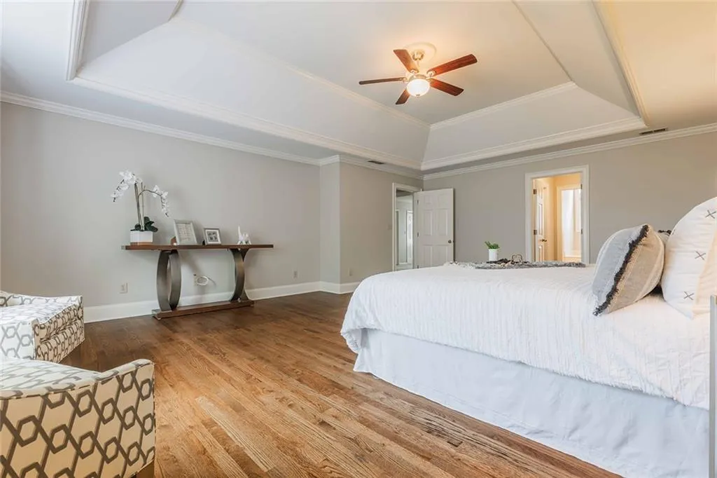 225 Embassy Court, Atlanta, Georgia 30328, 3 Bedrooms Bedrooms, ,2 BathroomsBathrooms,Residential,Sold,225 Embassy Court,7391110