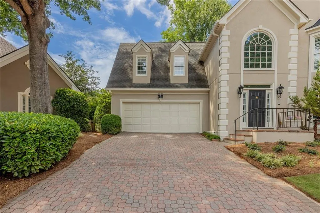 225 Embassy Court, Atlanta, Georgia 30328, 3 Bedrooms Bedrooms, ,2 BathroomsBathrooms,Residential,Sold,225 Embassy Court,7391110