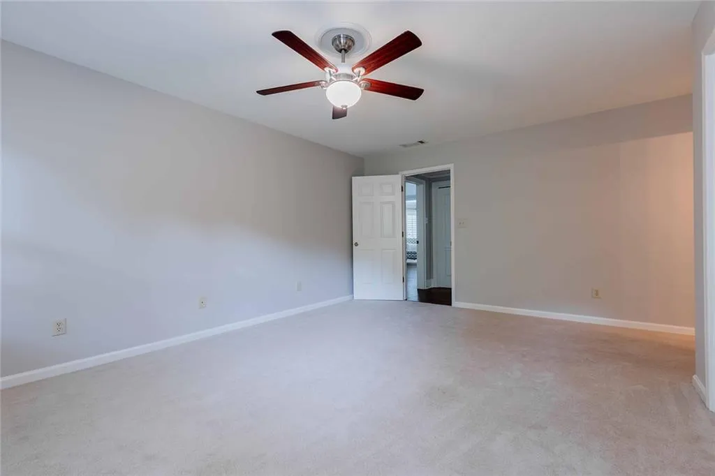 225 Embassy Court, Atlanta, Georgia 30328, 3 Bedrooms Bedrooms, ,2 BathroomsBathrooms,Residential,Sold,225 Embassy Court,7391110