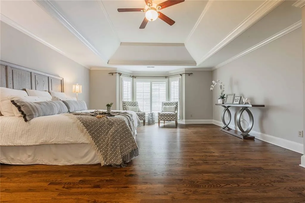 225 Embassy Court, Atlanta, Georgia 30328, 3 Bedrooms Bedrooms, ,2 BathroomsBathrooms,Residential,Sold,225 Embassy Court,7391110