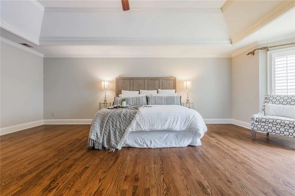 225 Embassy Court, Atlanta, Georgia 30328, 3 Bedrooms Bedrooms, ,2 BathroomsBathrooms,Residential,Sold,225 Embassy Court,7391110