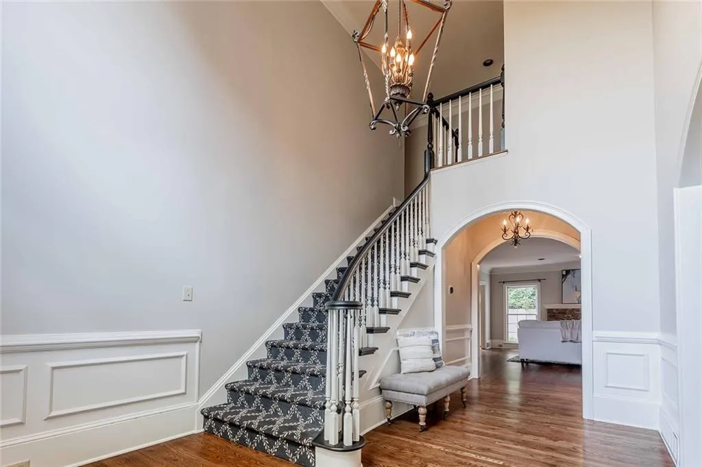 225 Embassy Court, Atlanta, Georgia 30328, 3 Bedrooms Bedrooms, ,2 BathroomsBathrooms,Residential,Sold,225 Embassy Court,7391110