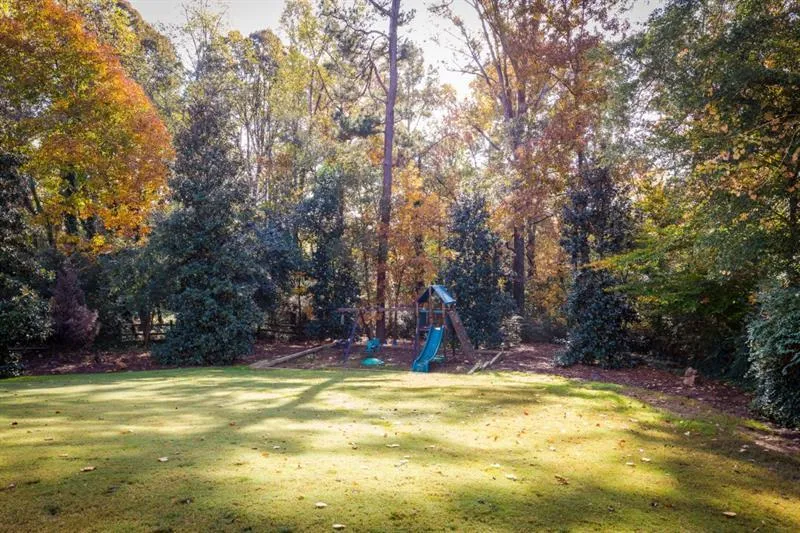 153 Mystic Place, Atlanta, Georgia 30342, 6 Bedrooms Bedrooms, ,6 BathroomsBathrooms,Residential,Sold,153 Mystic Place,6043488