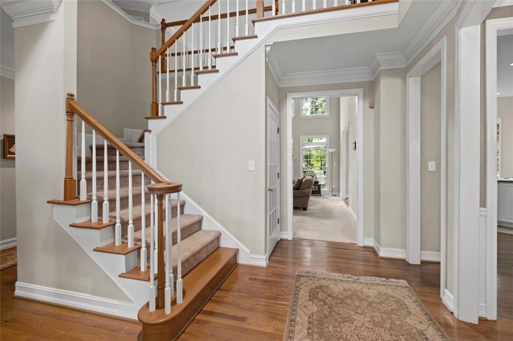 255 LEDGEMONT Court, Atlanta, Georgia 30342, 5 Bedrooms Bedrooms, ,3 BathroomsBathrooms,Residential,Sold,255 LEDGEMONT Court,7294139