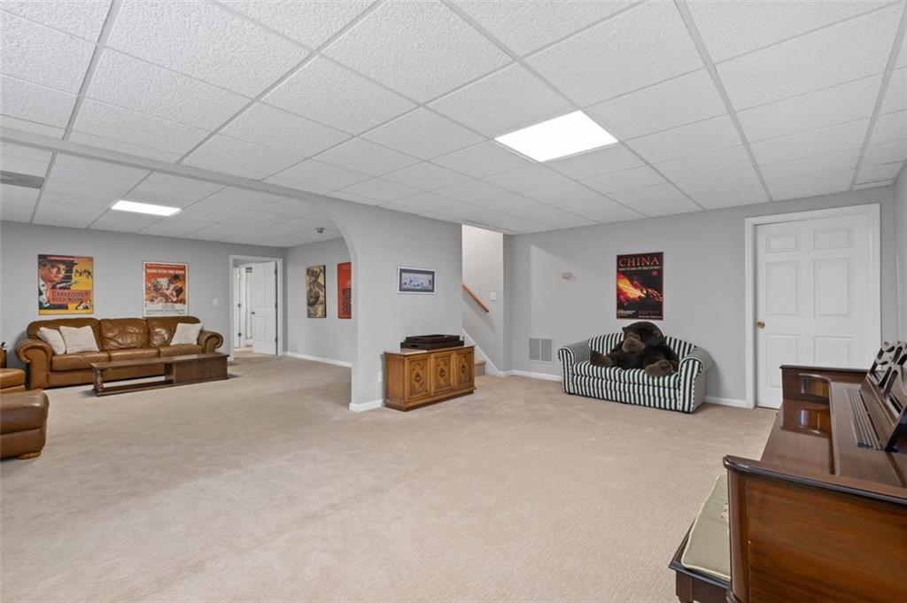 255 LEDGEMONT Court, Atlanta, Georgia 30342, 5 Bedrooms Bedrooms, ,3 BathroomsBathrooms,Residential,Sold,255 LEDGEMONT Court,7294139