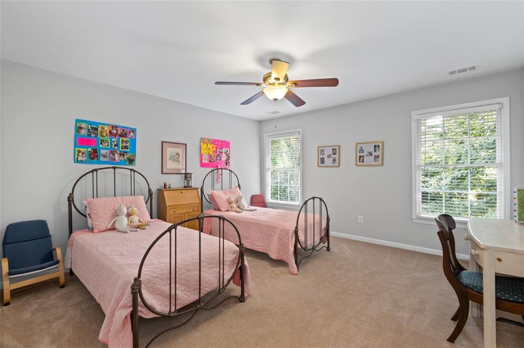 255 LEDGEMONT Court, Atlanta, Georgia 30342, 5 Bedrooms Bedrooms, ,3 BathroomsBathrooms,Residential,Sold,255 LEDGEMONT Court,7294139