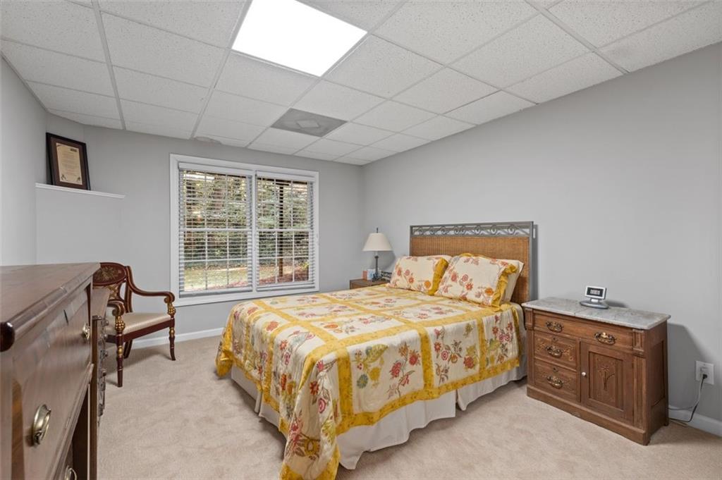 255 LEDGEMONT Court, Atlanta, Georgia 30342, 5 Bedrooms Bedrooms, ,3 BathroomsBathrooms,Residential,Sold,255 LEDGEMONT Court,7294139