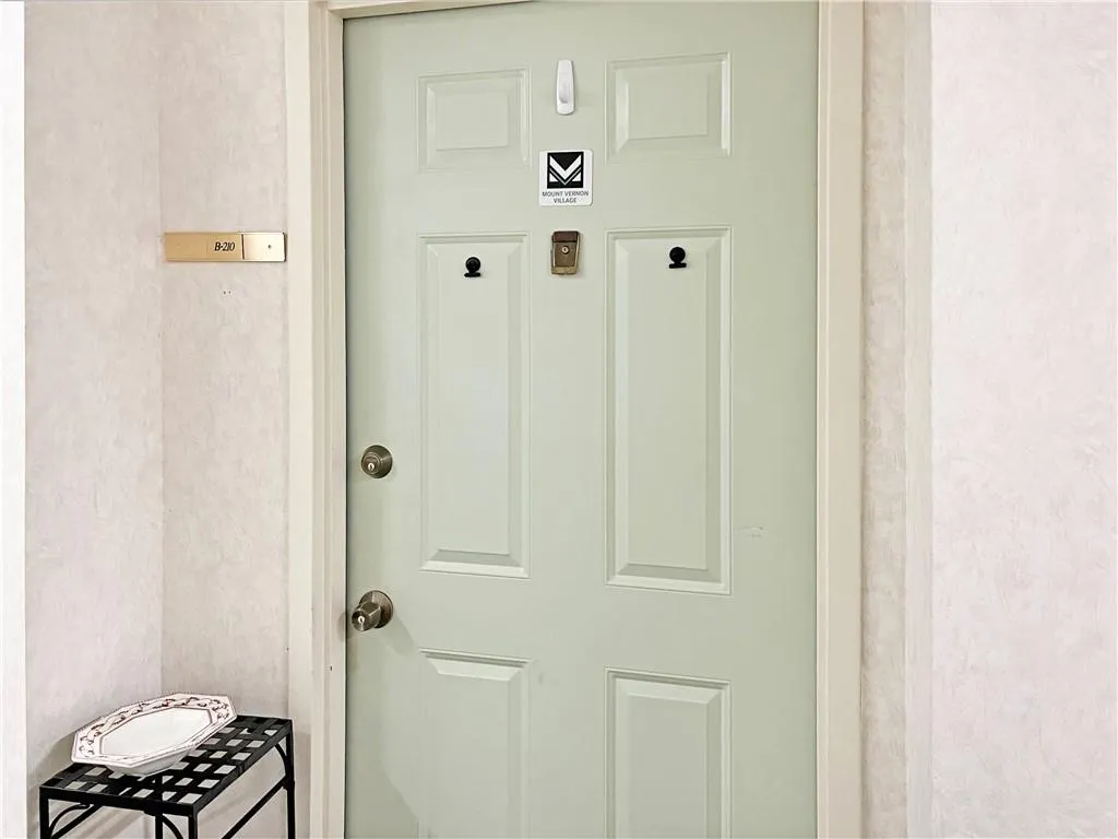 475 Mount Vernon Highway Unit B210, Sandy Springs, Georgia 30328, 2 Bedrooms Bedrooms, ,2 BathroomsBathrooms,Residential,Sold,475 Mount Vernon Highway Unit B210,7156381