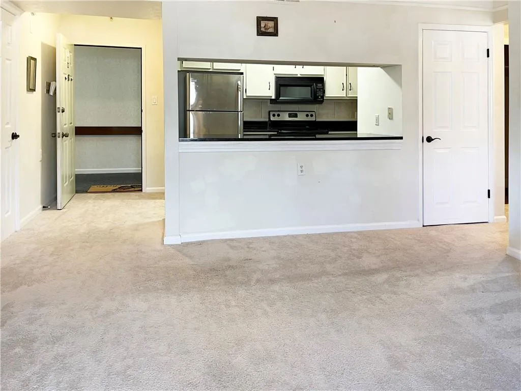 475 Mount Vernon Highway Unit B210, Sandy Springs, Georgia 30328, 2 Bedrooms Bedrooms, ,2 BathroomsBathrooms,Residential,Sold,475 Mount Vernon Highway Unit B210,7156381