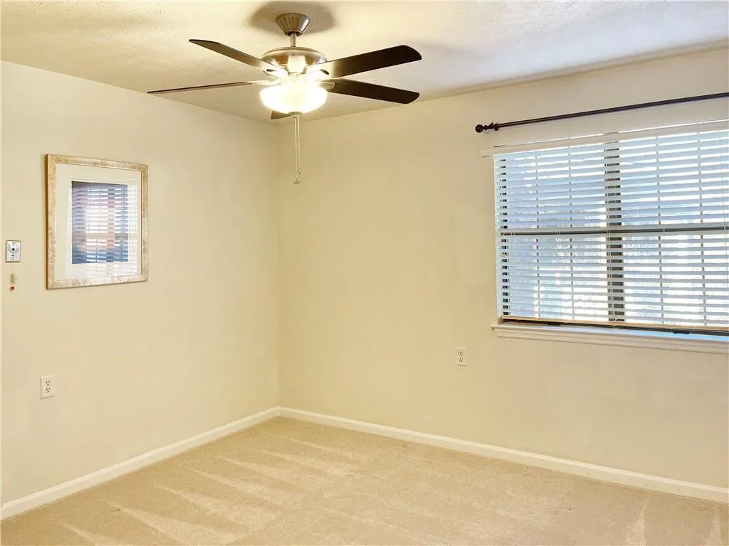 475 Mount Vernon Highway Unit B210, Sandy Springs, Georgia 30328, 2 Bedrooms Bedrooms, ,2 BathroomsBathrooms,Residential,Sold,475 Mount Vernon Highway Unit B210,7156381