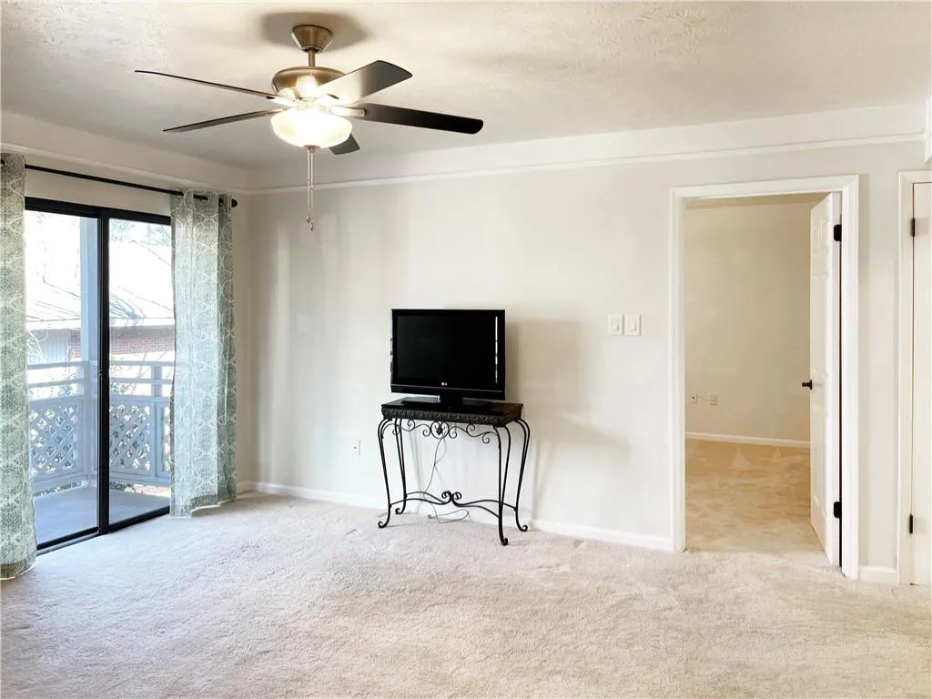 475 Mount Vernon Highway Unit B210, Sandy Springs, Georgia 30328, 2 Bedrooms Bedrooms, ,2 BathroomsBathrooms,Residential,Sold,475 Mount Vernon Highway Unit B210,7156381