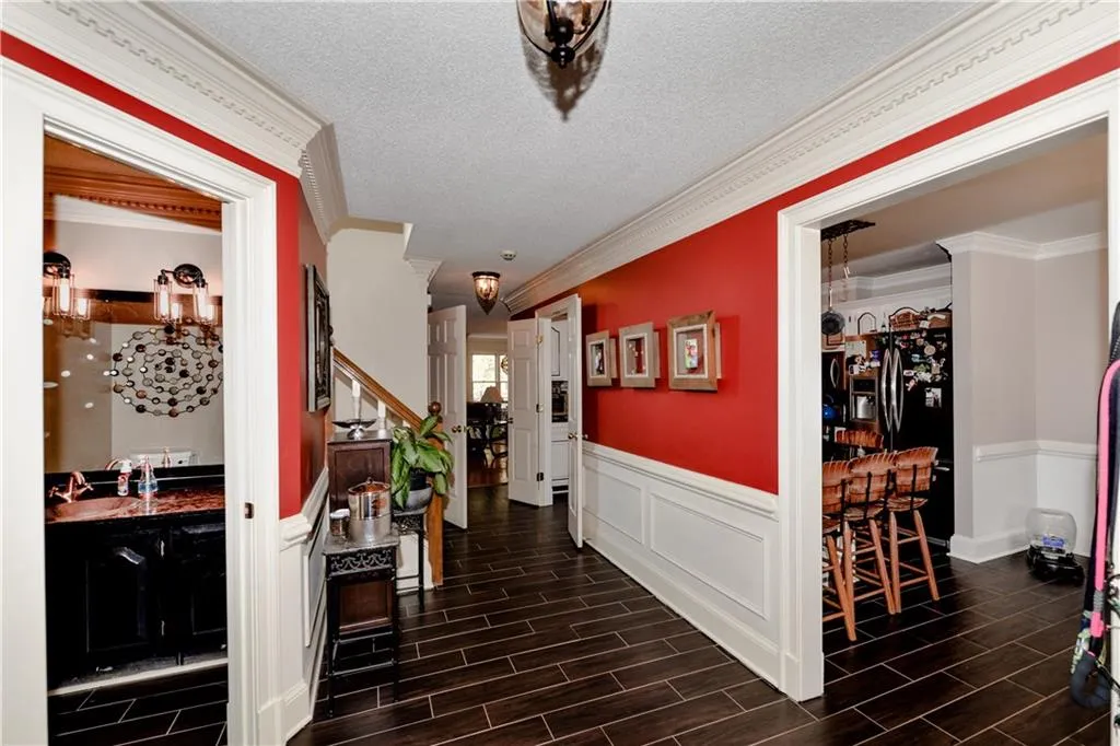 400 Brantley Road, Sandy Springs, Georgia 30350, 4 Bedrooms Bedrooms, ,3 BathroomsBathrooms,Residential,Sold,400 Brantley Road,6102524