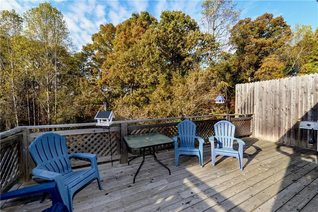 400 Brantley Road, Sandy Springs, Georgia 30350, 4 Bedrooms Bedrooms, ,3 BathroomsBathrooms,Residential,Sold,400 Brantley Road,6102524