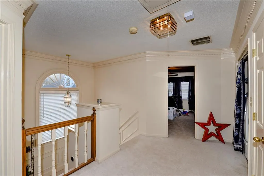 400 Brantley Road, Sandy Springs, Georgia 30350, 4 Bedrooms Bedrooms, ,3 BathroomsBathrooms,Residential,Sold,400 Brantley Road,6102524