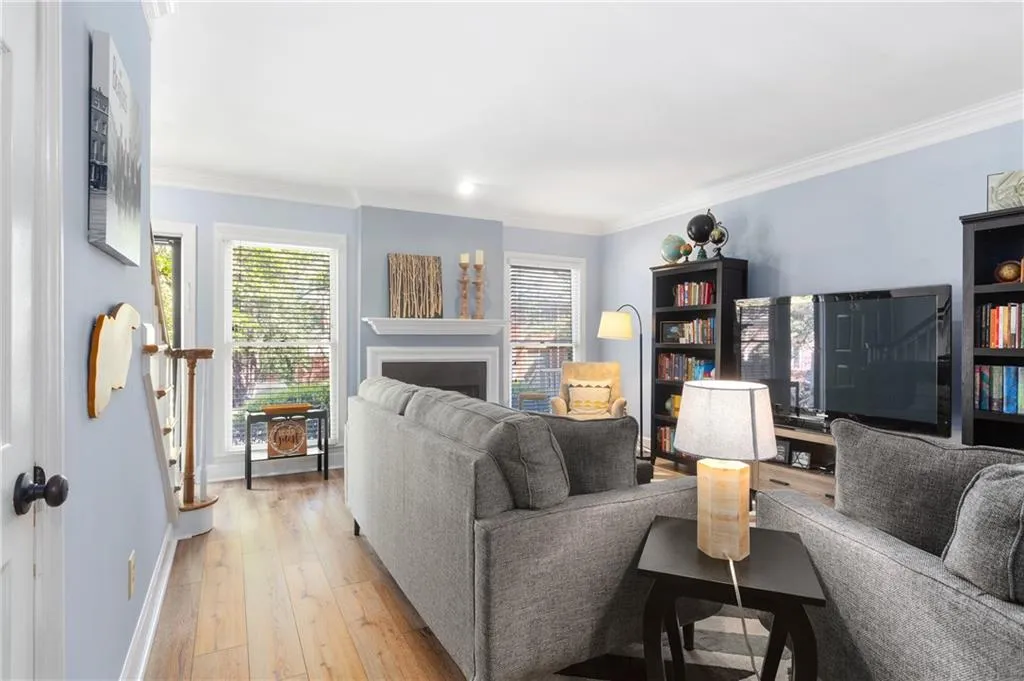 7500 Roswell Road Unit 83, Sandy Springs, Georgia 30350, 2 Bedrooms Bedrooms, ,2 BathroomsBathrooms,Residential,Sold,7500 Roswell Road Unit 83,6710317