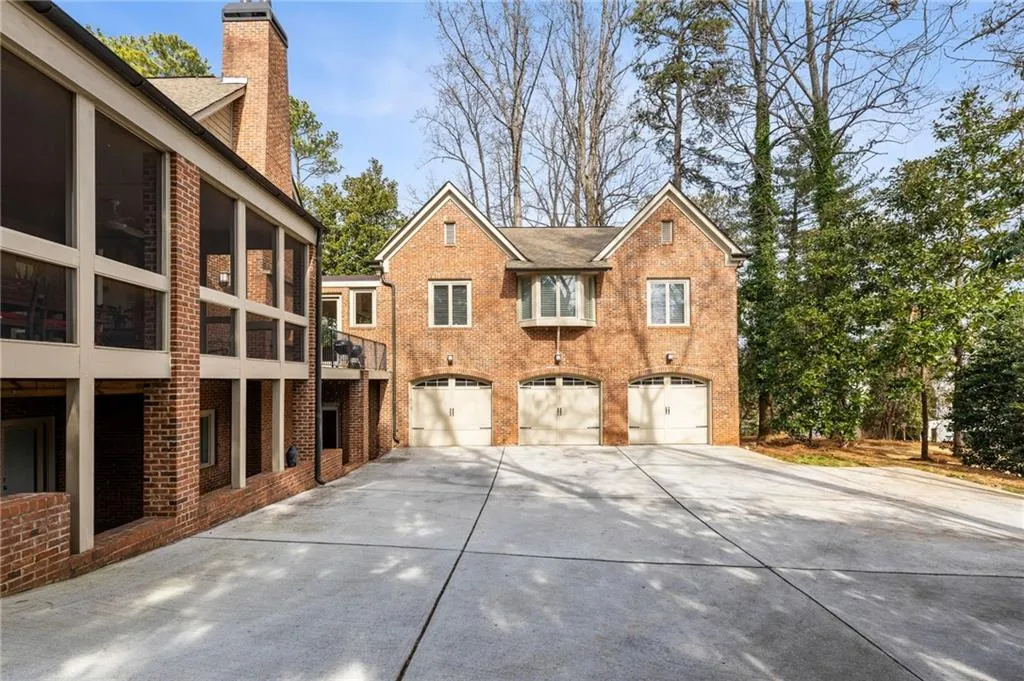 4835 Merlendale Court, Atlanta, Georgia 30327, 7 Bedrooms Bedrooms, ,7 BathroomsBathrooms,Residential,For Sale,4835 Merlendale Court,7567233