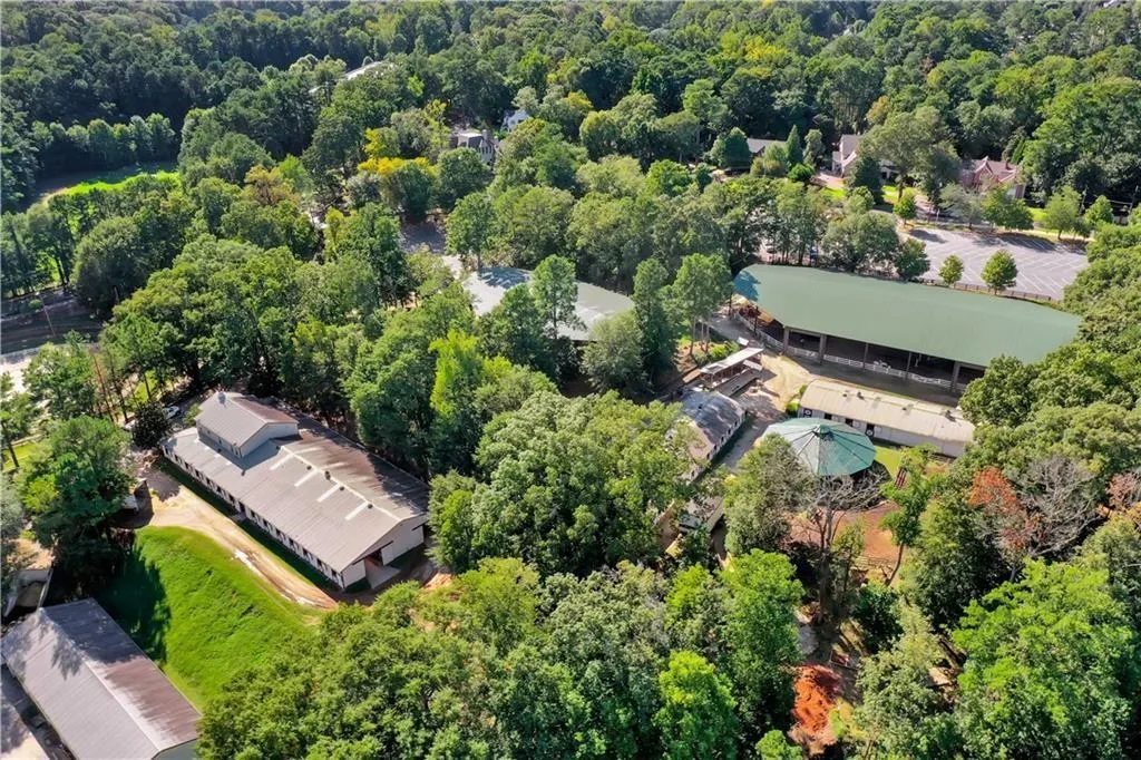 4835 Merlendale Court, Atlanta, Georgia 30327, 7 Bedrooms Bedrooms, ,7 BathroomsBathrooms,Residential,For Sale,4835 Merlendale Court,7567233