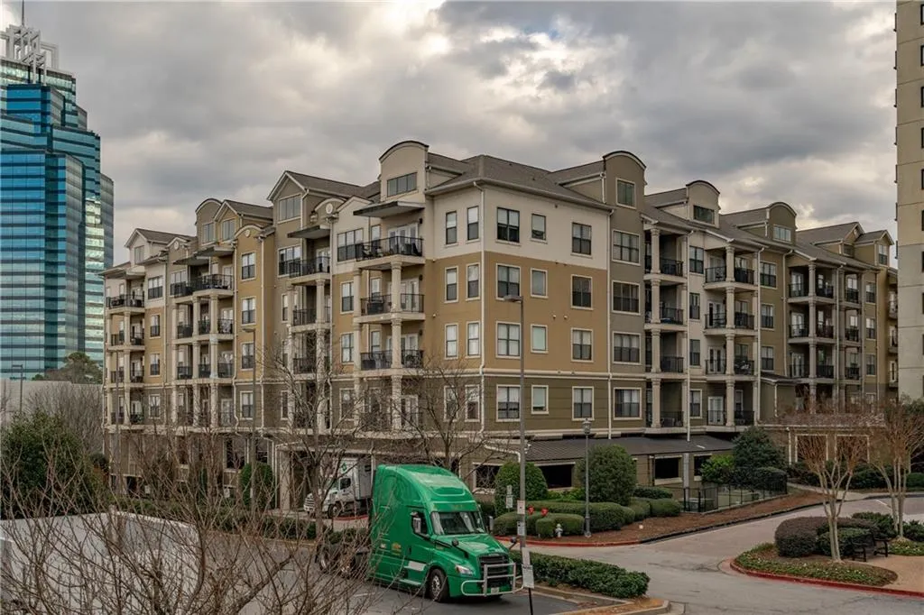 799 Hammond Drive Unit 423, Atlanta, Georgia 30328, 2 Bedrooms Bedrooms, ,2 BathroomsBathrooms,Residential,Sold,799 Hammond Drive Unit 423,6994604