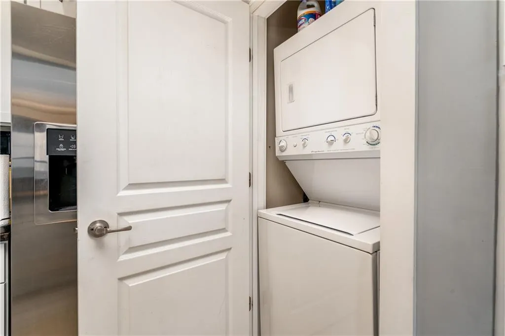 799 Hammond Drive Unit 423, Atlanta, Georgia 30328, 2 Bedrooms Bedrooms, ,2 BathroomsBathrooms,Residential,Sold,799 Hammond Drive Unit 423,6994604