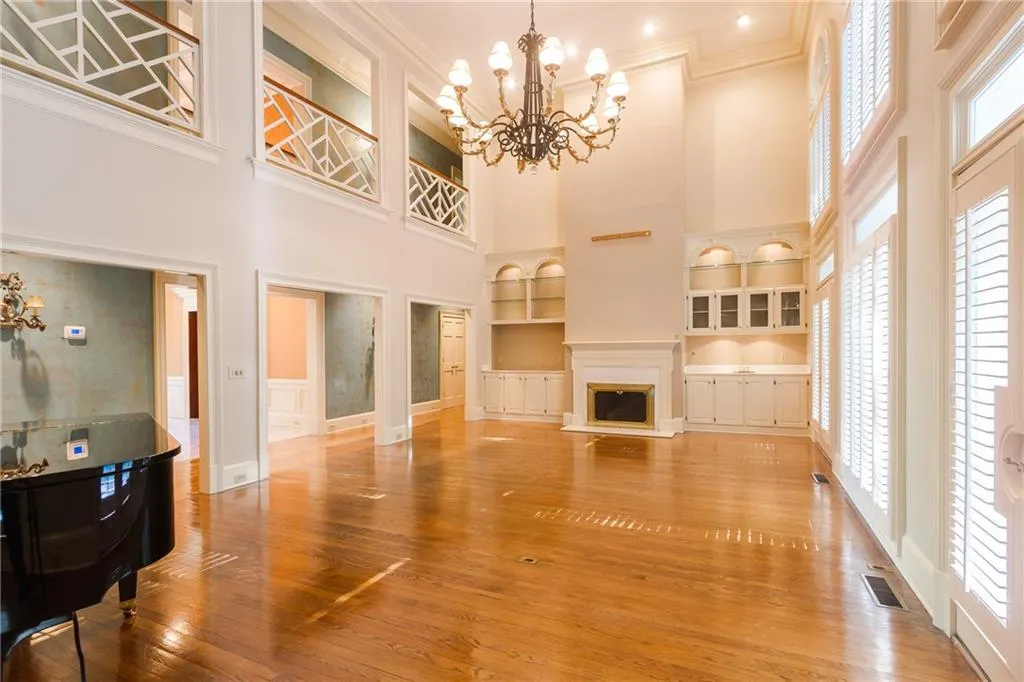 7375 Wildercliff Drive, Sandy Springs, Georgia 30328, 5 Bedrooms Bedrooms, ,5 BathroomsBathrooms,Residential,Sold,7375 Wildercliff Drive,5993230