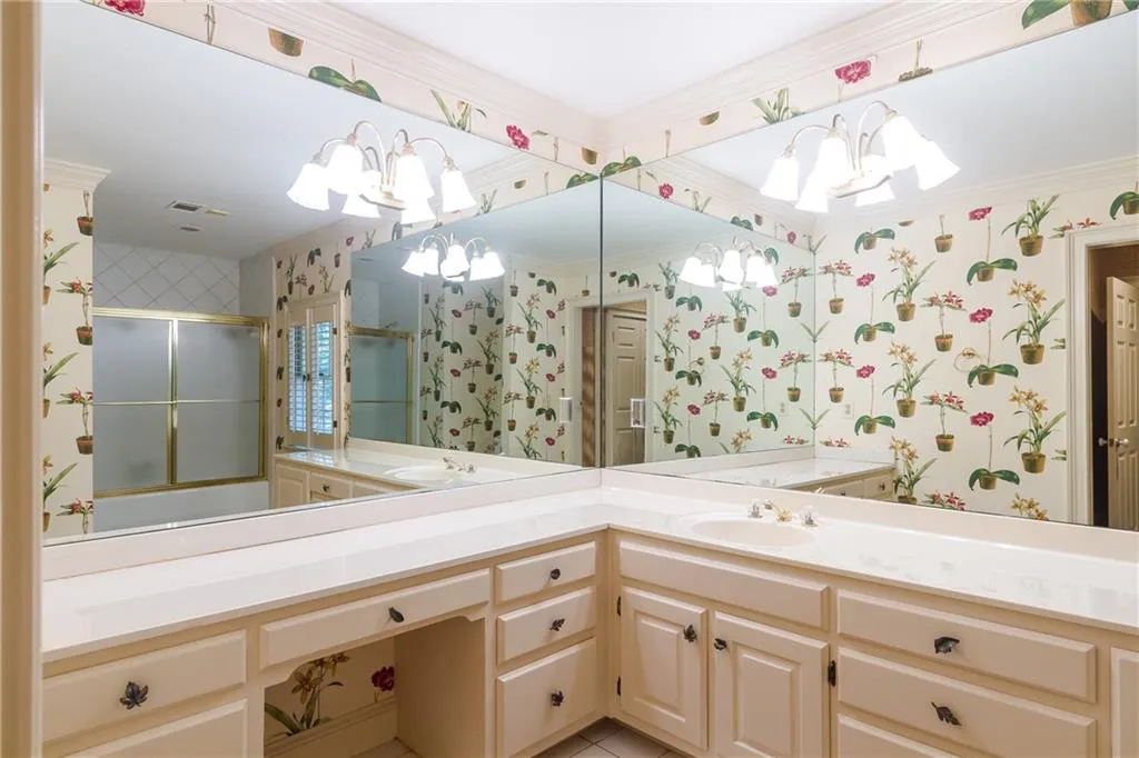 7375 Wildercliff Drive, Sandy Springs, Georgia 30328, 5 Bedrooms Bedrooms, ,5 BathroomsBathrooms,Residential,Sold,7375 Wildercliff Drive,5993230