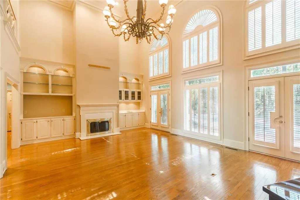 7375 Wildercliff Drive, Sandy Springs, Georgia 30328, 5 Bedrooms Bedrooms, ,5 BathroomsBathrooms,Residential,Sold,7375 Wildercliff Drive,5993230