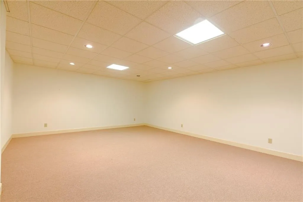 7375 Wildercliff Drive, Sandy Springs, Georgia 30328, 5 Bedrooms Bedrooms, ,5 BathroomsBathrooms,Residential,Sold,7375 Wildercliff Drive,5993230