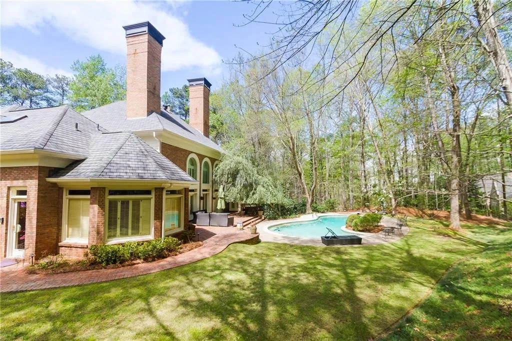 7375 Wildercliff Drive, Sandy Springs, Georgia 30328, 5 Bedrooms Bedrooms, ,5 BathroomsBathrooms,Residential,Sold,7375 Wildercliff Drive,5993230