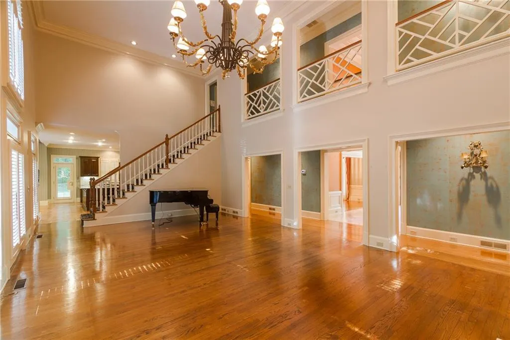 7375 Wildercliff Drive, Sandy Springs, Georgia 30328, 5 Bedrooms Bedrooms, ,5 BathroomsBathrooms,Residential,Sold,7375 Wildercliff Drive,5993230