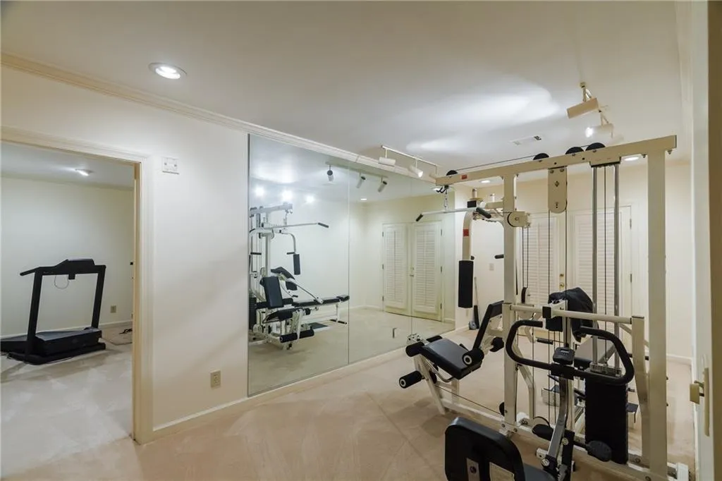 7375 Wildercliff Drive, Sandy Springs, Georgia 30328, 5 Bedrooms Bedrooms, ,5 BathroomsBathrooms,Residential,Sold,7375 Wildercliff Drive,5993230