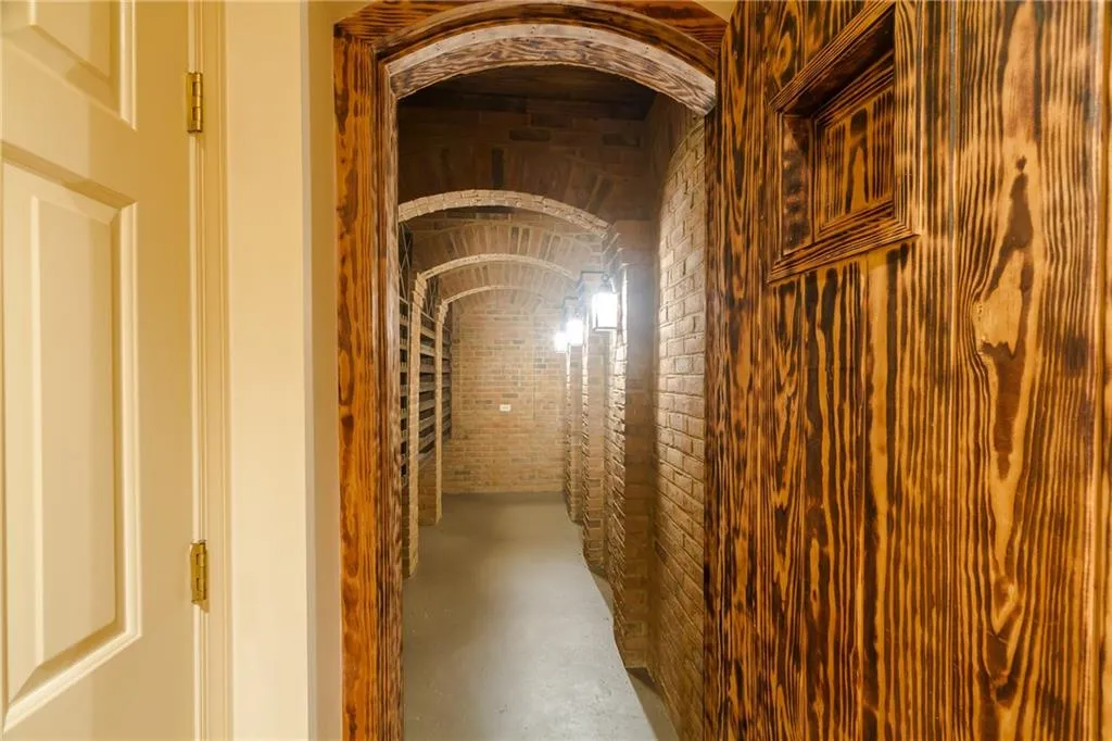 7375 Wildercliff Drive, Sandy Springs, Georgia 30328, 5 Bedrooms Bedrooms, ,5 BathroomsBathrooms,Residential,Sold,7375 Wildercliff Drive,5993230